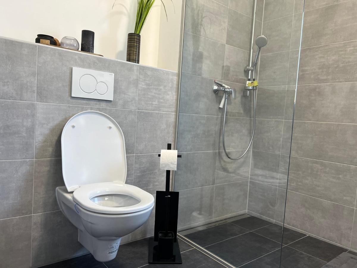 Designapartment Blue Sky -55M2-Free Parking & Wifi Грац Экстерьер фото